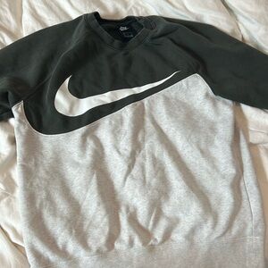 Nike Crew Neck Sweater
